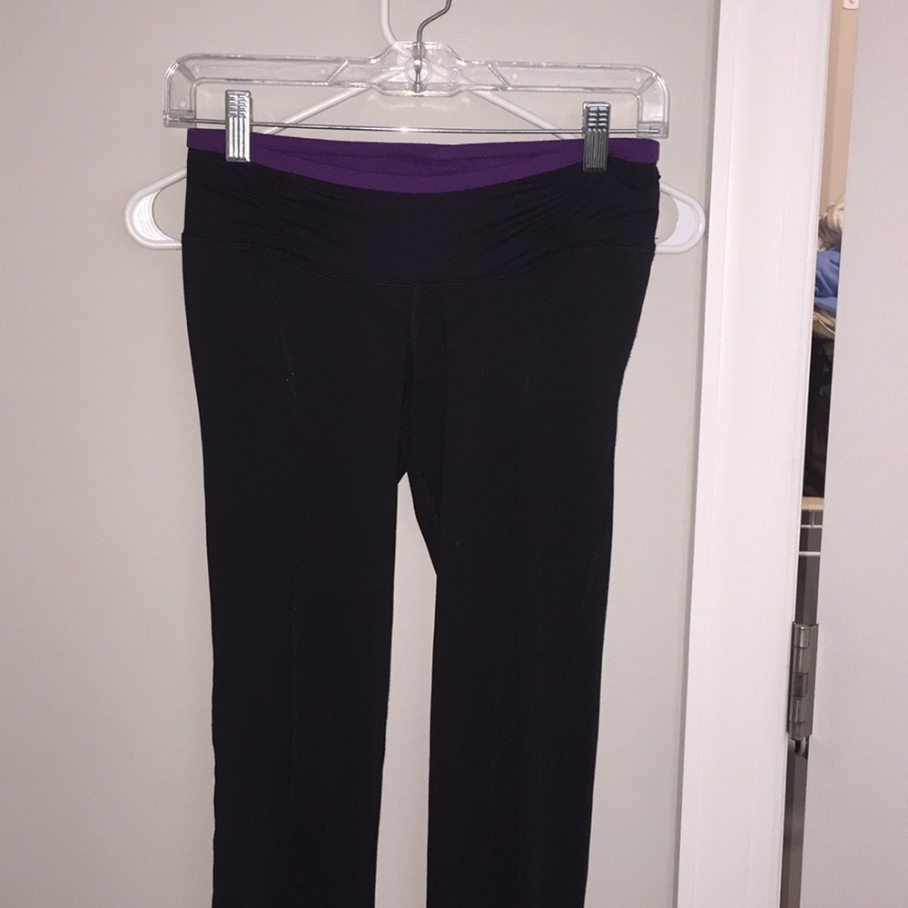 Black and purple yoga pants